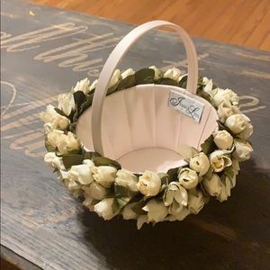Flower girl basket
